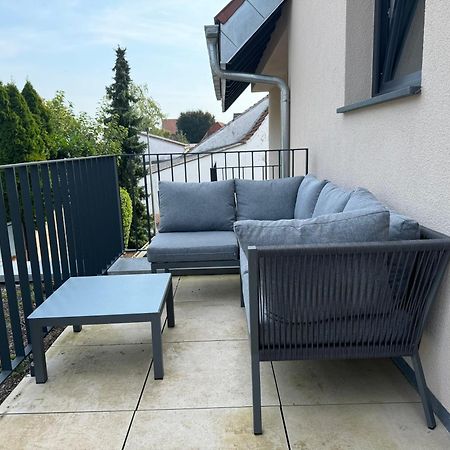 Moderne Ferienwohnung Mit Terrasse, Grill & Privatparkplatz Venningen Esterno foto